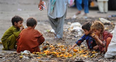 poverty  pakistan part  news pakistan