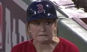 Red Sox Ball Girl S Reacts Hilariously After She Picked Up Fair Ball