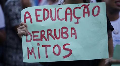 relação entre ciência e educação no brasil en cena a saúde mental
