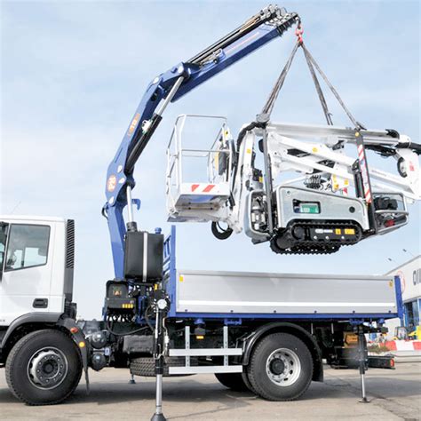 pm truck mounted crane products sky aero gse llp singapore