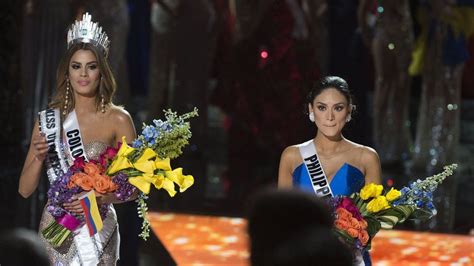 miss universe miss colombia mistakenly crowned as winner bbc news