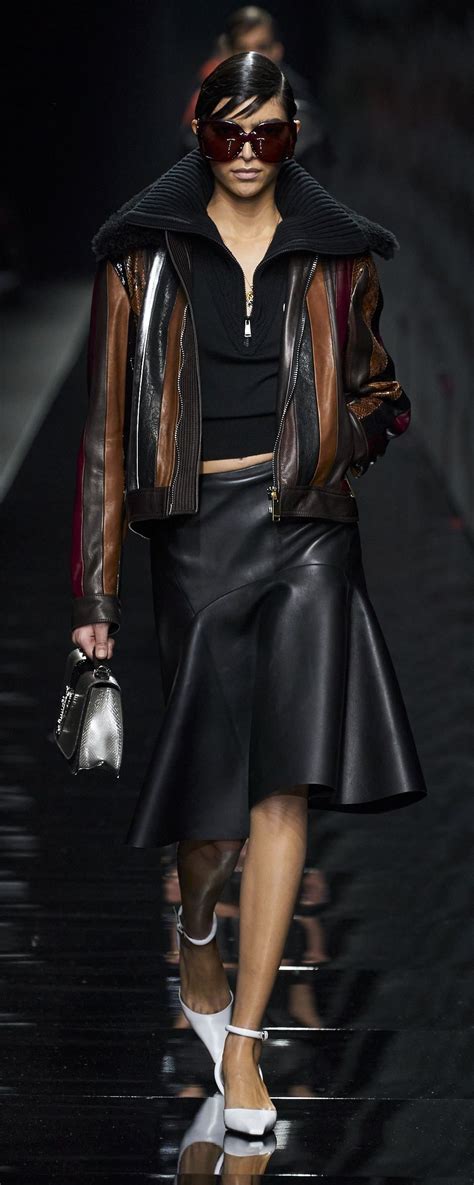 Versace Fall Winter 2020 2021 Ready To Wear Leather Fashion Couture