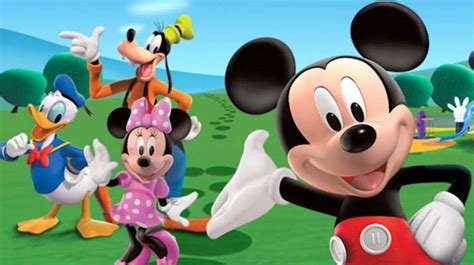 mickey mouse  turn   november  sneak peek   grand birthday celebration buzz