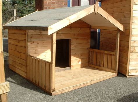 timber dog kennel    porch   dogs pinterest dog houses porch  dog