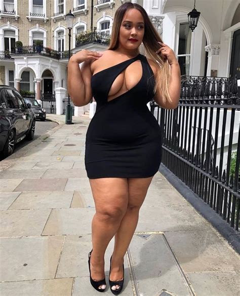 Pin On Curvy Women Fashion