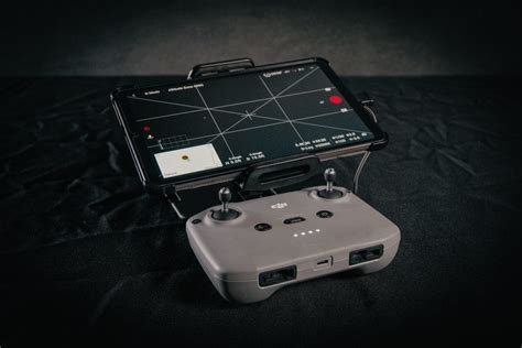 fly dji drones   controller explained droneblog