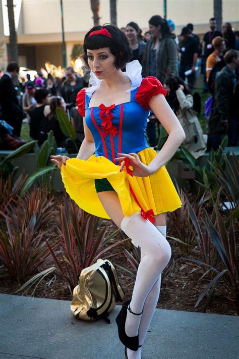 Yes You Can Be A Disney Princess — Here S How Snow White Halloween