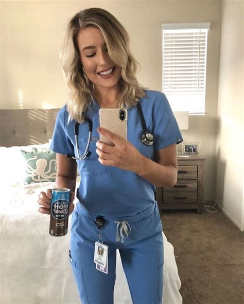 pin by 𝘞𝘢𝘴𝘪𝘺𝘢 on goal doctor scrubs nurse outfit scrubs scrubs nursing