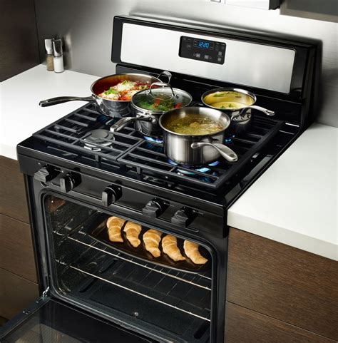 Whirlpool WFG505M0BS 30 Inch Freestanding Gas Range with 5