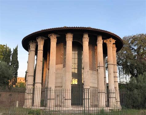 temple  hercules victor  oldest building  rome lions