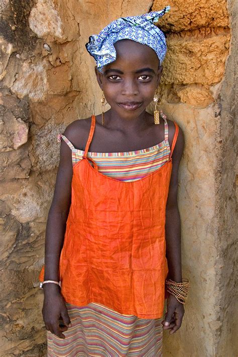 熱いアフリカのヌードの女の子 Whitteronline