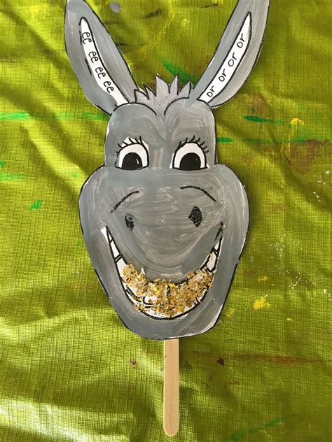 wonkey donkey mask focus  sounds ee  arts  crafts  kids