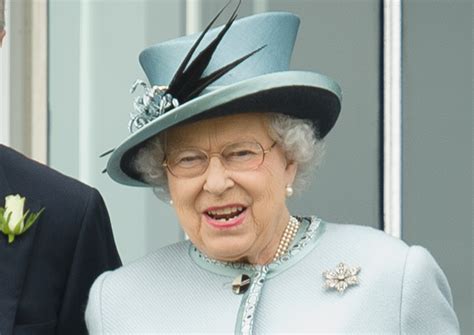 the queen isn t dead bbc apologises after rogue tweet sends everyone
