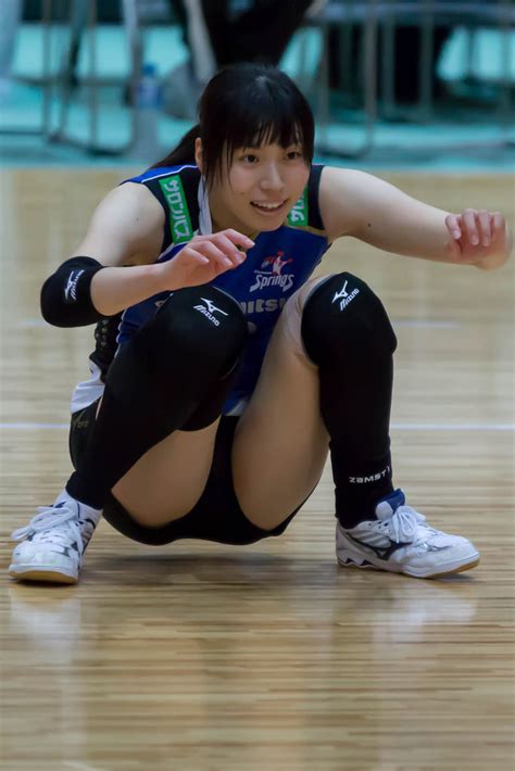 japan s female volleyball sports players are too hot to