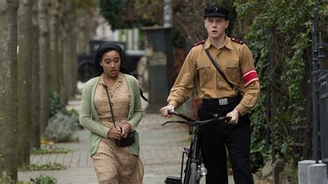 Amandla Stenberg S Interracial Nazi Germany Love Story Sparks Backlash