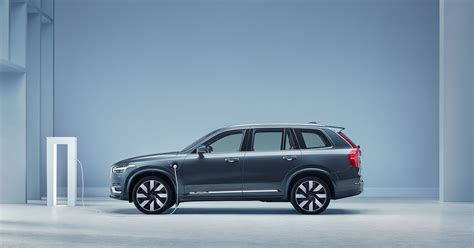xc recharge features volvo cars qatar