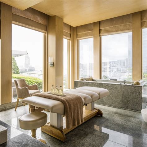 hong kongs  luxurious hotel spa treatments  award