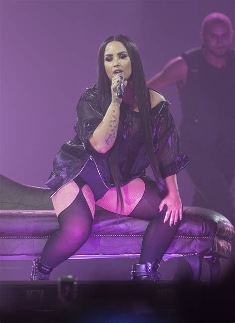 Demi Lovato Sexy 78 Photos Video Thefappening