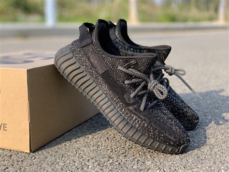 yeezy boost   black static  time reply