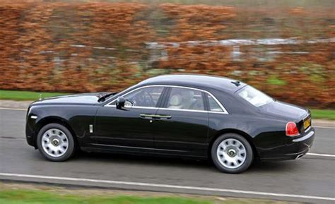 view  latest  drive review    rolls royce