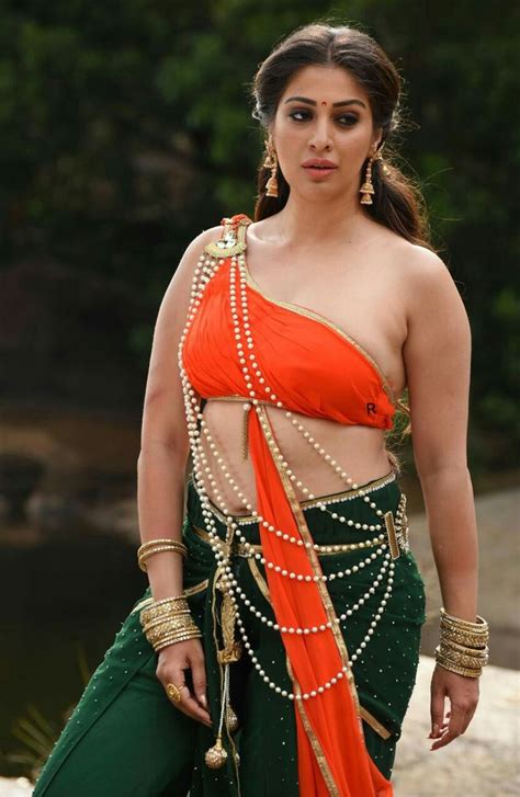 pin  love shema  navel saree beautiful bollywood actress  beautiful indian actress