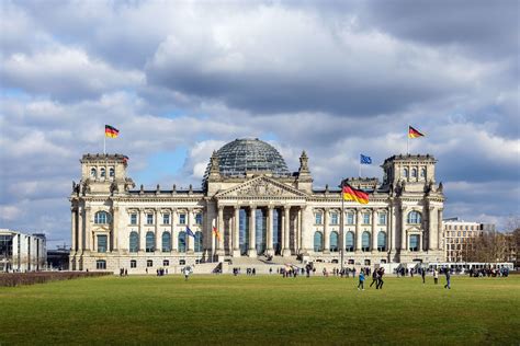 berlins reichstag  complete guide