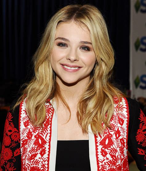 re create chloe grace moretz s tousled waves leonor greyl usa