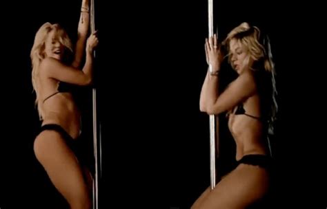 Shakira Se Convierte En Una Stripper `rabiosa´