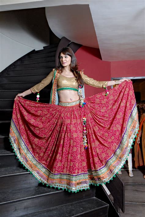 Ghagra Choli For The Love Of Anarkali Page 4