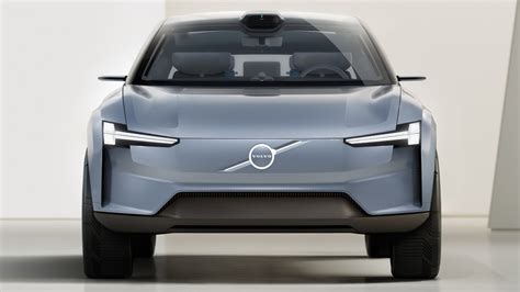 volvo reveals future ev plans  km range target  house os