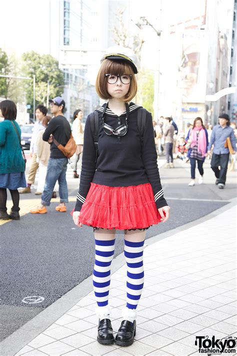 Too Cute Harajuku Girl In Glasses Blonde Bob Striped Socks