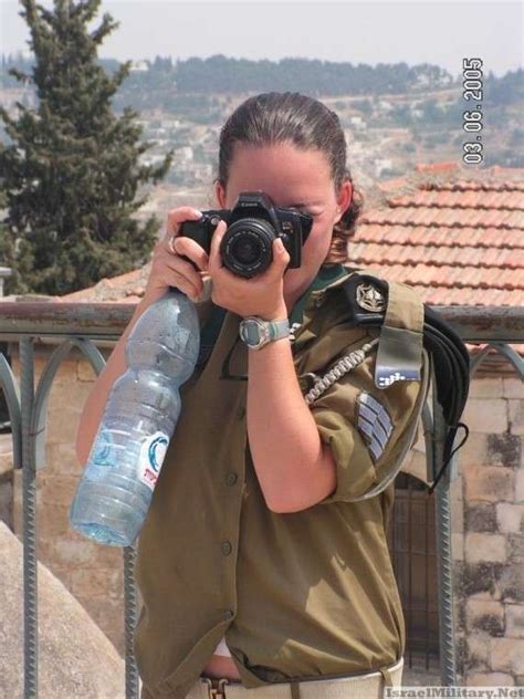 edan foto foto eksklusif tentara israel yang cute gaya eksis