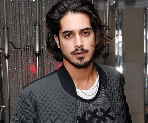 avan jogia biography childhood facts family life  canadian actor
