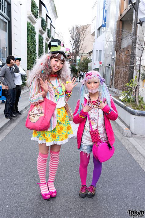 colorful kawaii decora girls  cat street  harajuku tokyo fashion