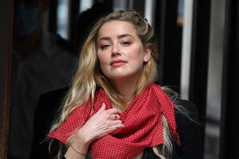 Amber Heard Not Donating 7 Million Divorce Settlement Is Favorable To