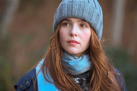 zoey deutch before i fall photos and poster 2017