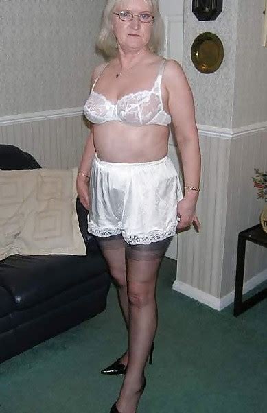 mature bbw in lingerie underwear girdles and stockings bbw fuck pic