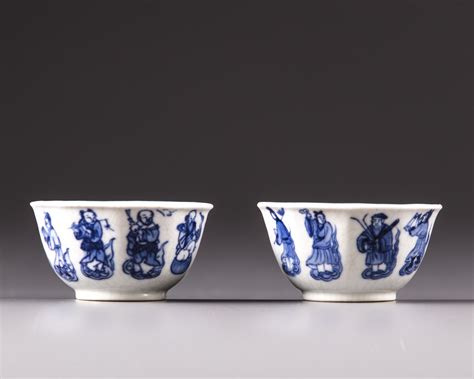 pair  chinese cups oaa
