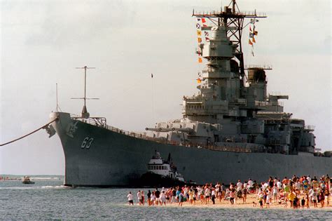 navy  bring   iowa class battleships  national interest