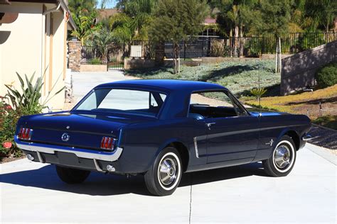 ford mustang hardtop sells  auction