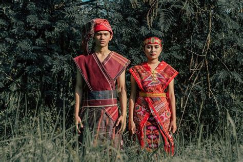 suku batak sejarah karakteristik bahasa kebudayaan