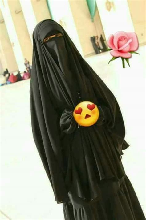 Pin Van Sarah Hashim Op Niqab