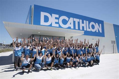 learn  decathlon  workplace  facebook   collaboration tool   employees share