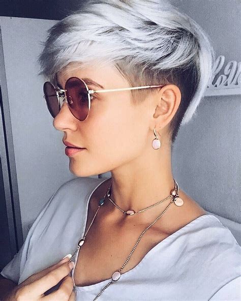 10 Easy Pixie Haircut Styles And Color Ideas Abundator