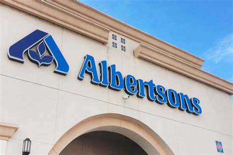 albertsons creates  million fund  invest   grocery sector companies