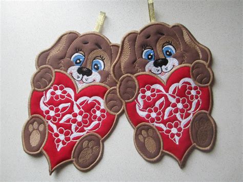 dog  heart applique  embroidery design machine embroidery
