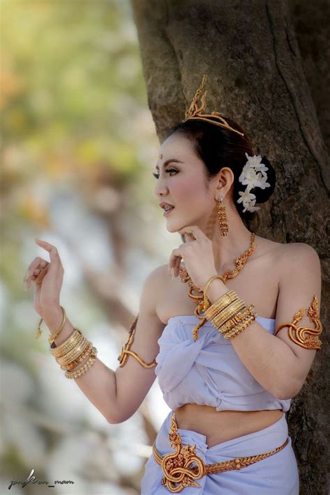 អប្សរាវង្សយសោធរា อัปสราวงศ์ยโสธร Fashion Thai Dress Women