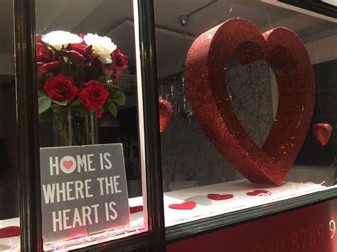 valentines day window display ideas designs zen merchandiser