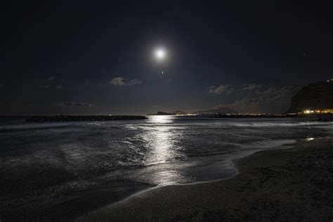 ocean night pictures stunning   images  unsplash