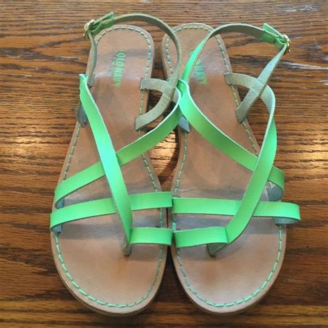 Old Navy Sandals Worn A Few Times Still In Good Condition If You Have